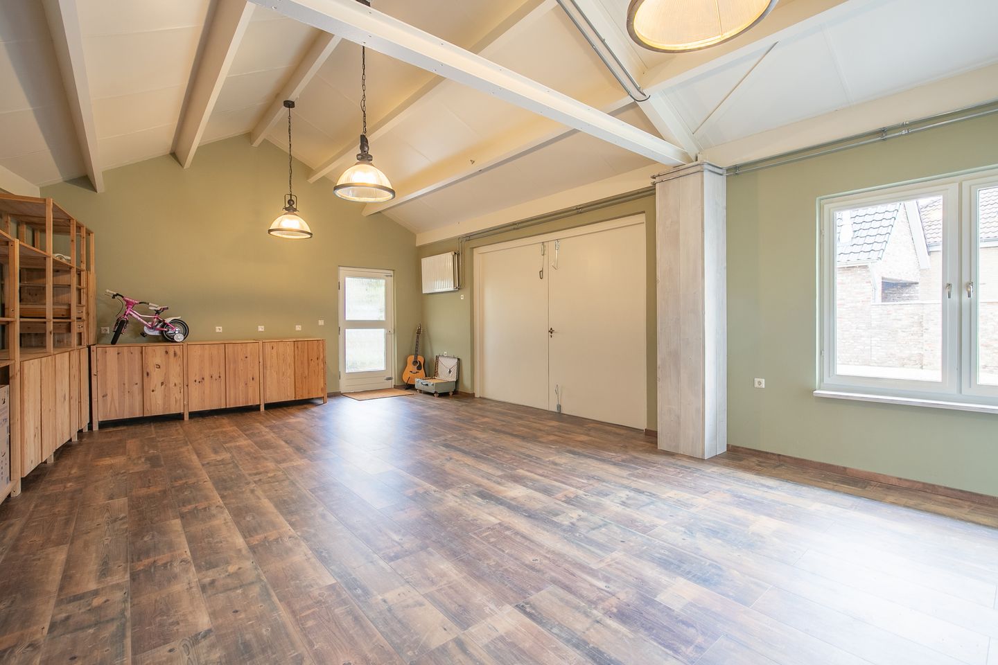 Foto 19 van Hegge 150