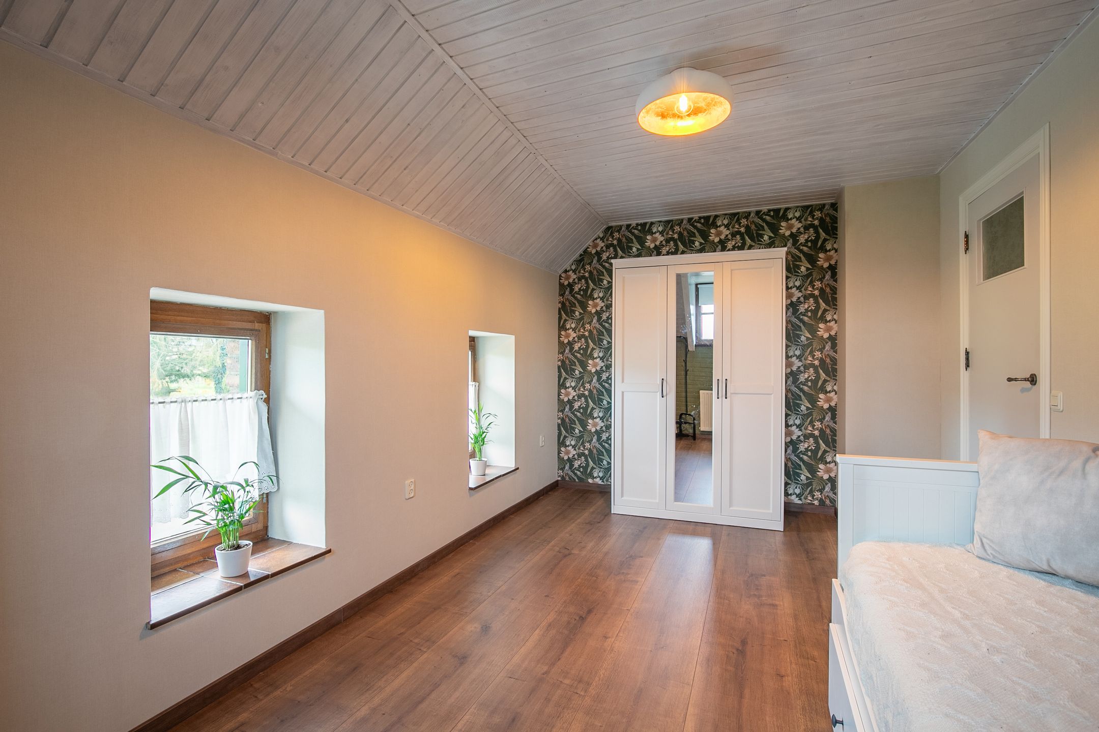 Foto 24 van Hegge 150