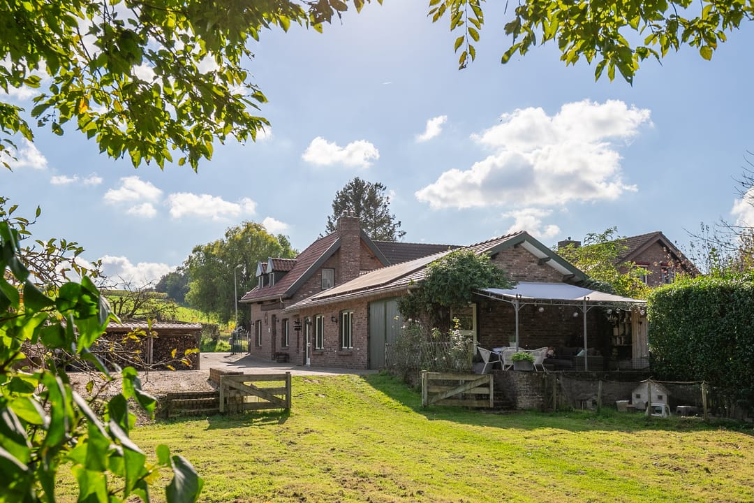 Foto 31 van Hegge 150