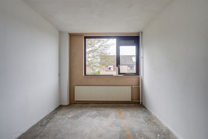 Bekijk foto 18 van Roerdompstraat 1