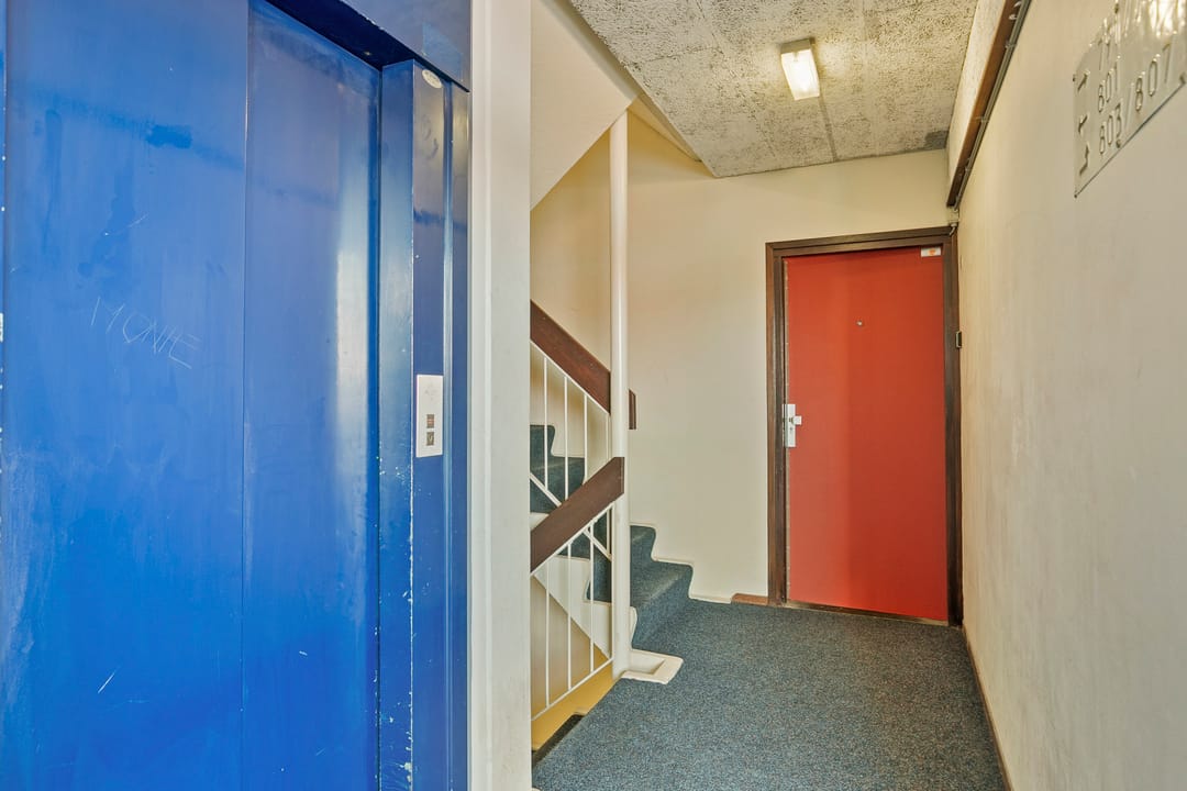 Photo 8 of Weena 801