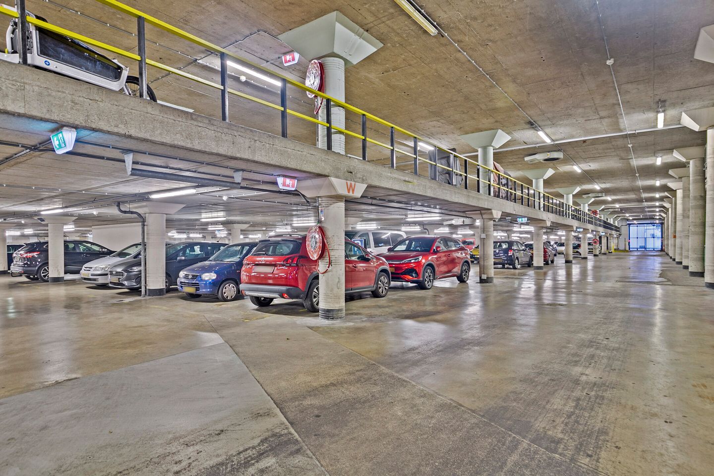 Photo 25 of Weena 801