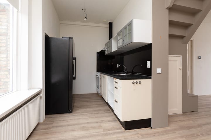 Foto 8 van 2e Hollandiastraat 30