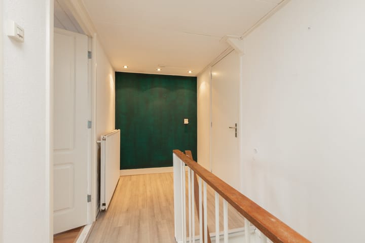 Foto 21 van 2e Hollandiastraat 30