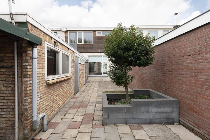 Foto 23 van 2e Hollandiastraat 30