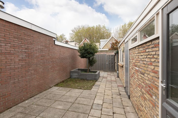 Foto 24 van 2e Hollandiastraat 30