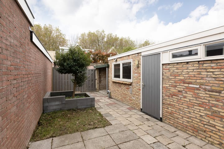 Foto 25 van 2e Hollandiastraat 30