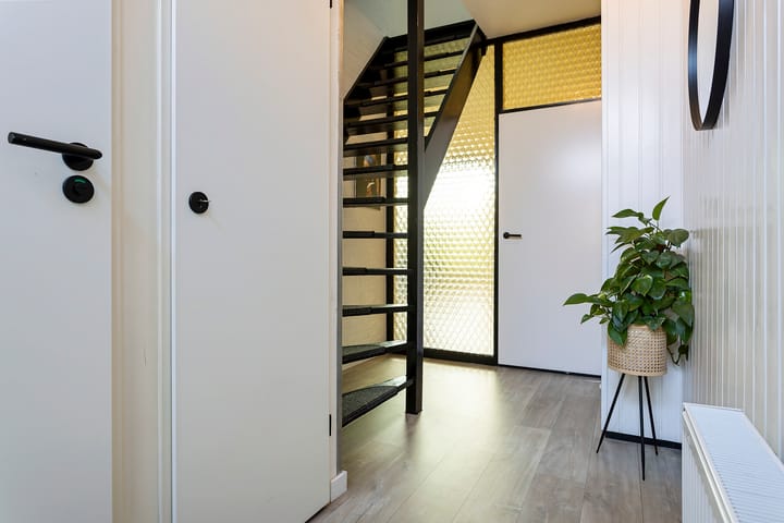 Foto 12 van Timothee 28