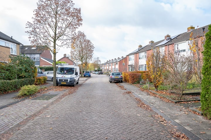 Bekijk foto 31 van Korenbloemstraat 32