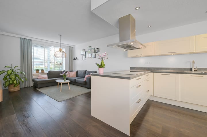 Foto 16 van Boterbloemweg 51