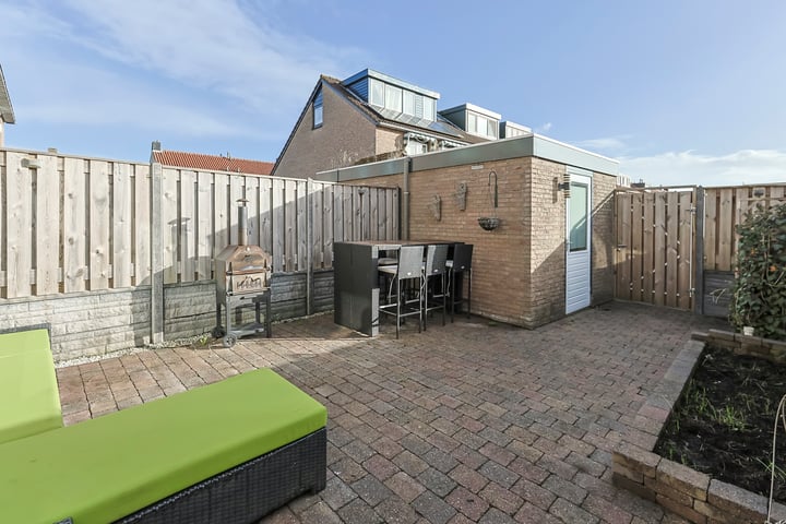 View photo 39 of Parkstraat 7