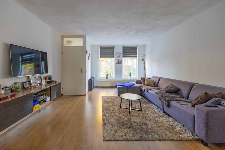 Foto 5 van Boterbloem 32