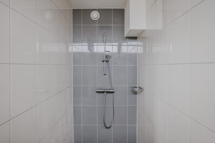 Photo 13 of Willem van Alcmadestraat 7