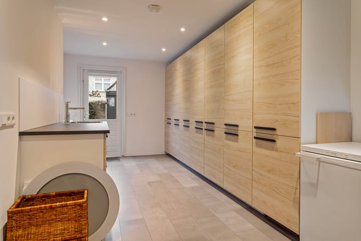 Photo 25 of Livingstonestraat 62