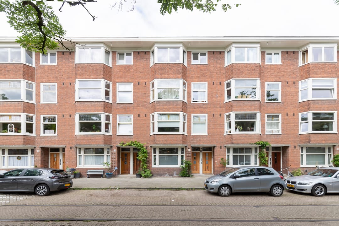 Photo 2 of Hunzestraat 118-H