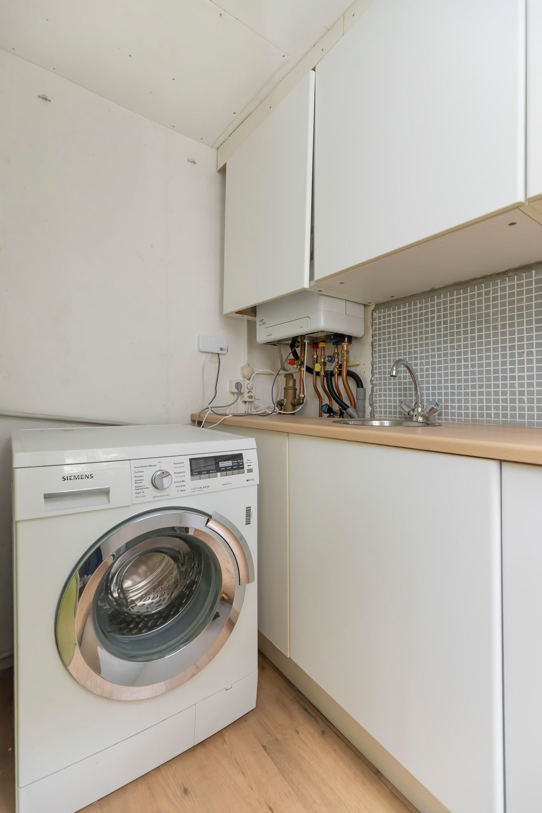 Photo 26 of Hunzestraat 118-H