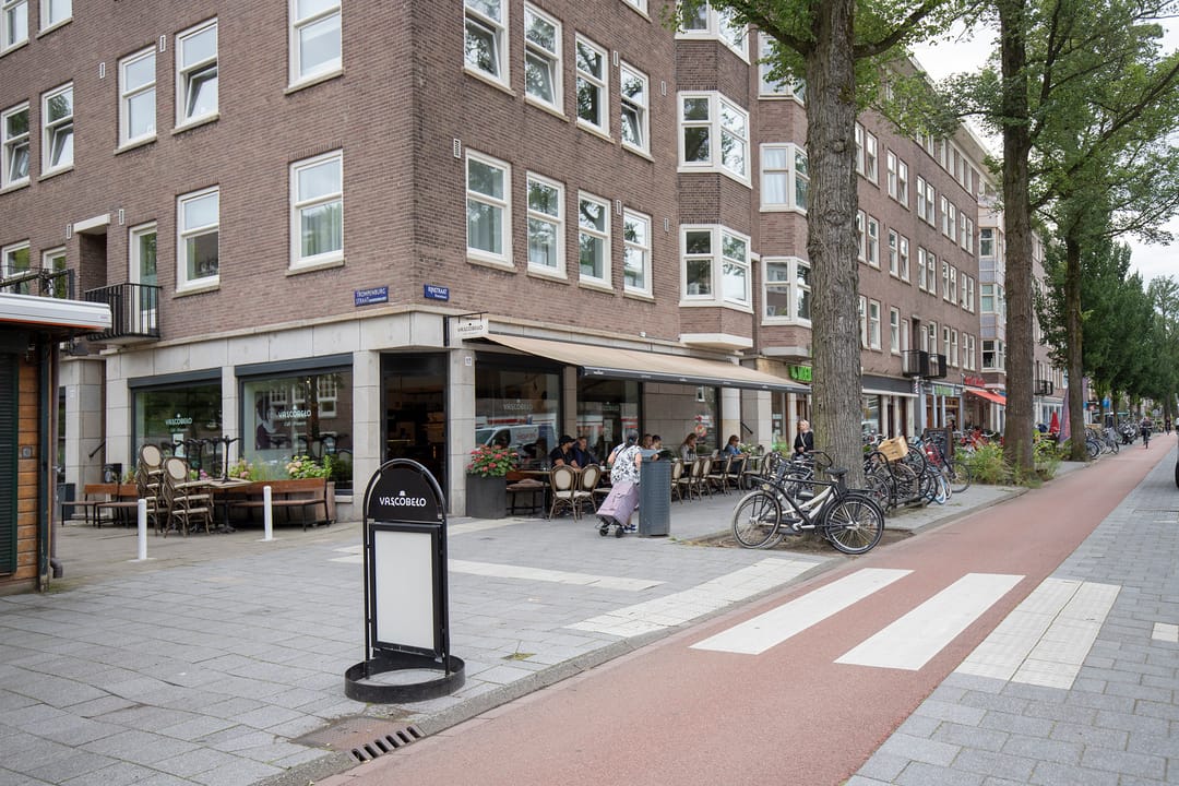 Photo 32 of Hunzestraat 118-H