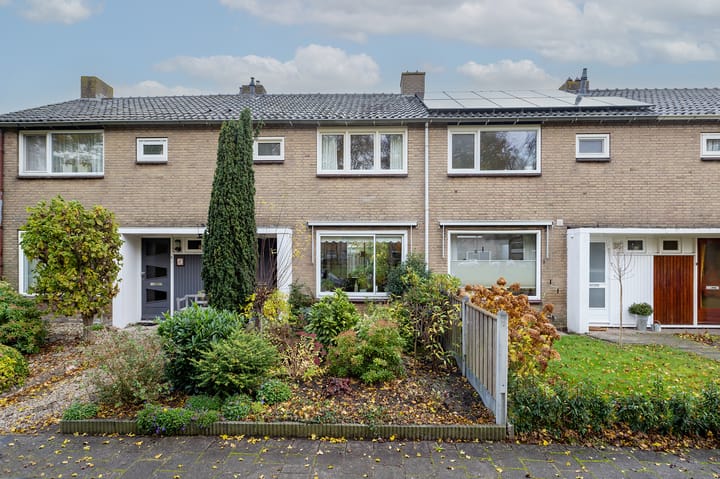 Foto 1 van Larixstraat 38