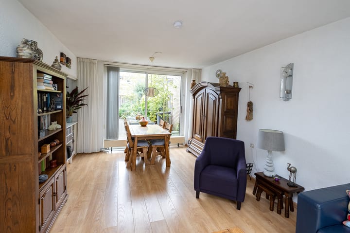 Foto 4 van Larixstraat 38