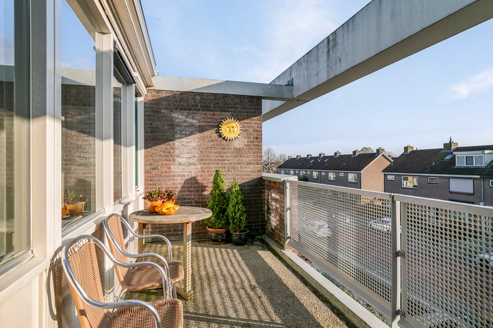 View photo 40 of Weidestraat 19