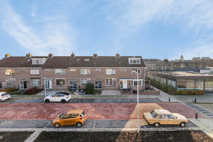 View photo 42 of Weidestraat 19