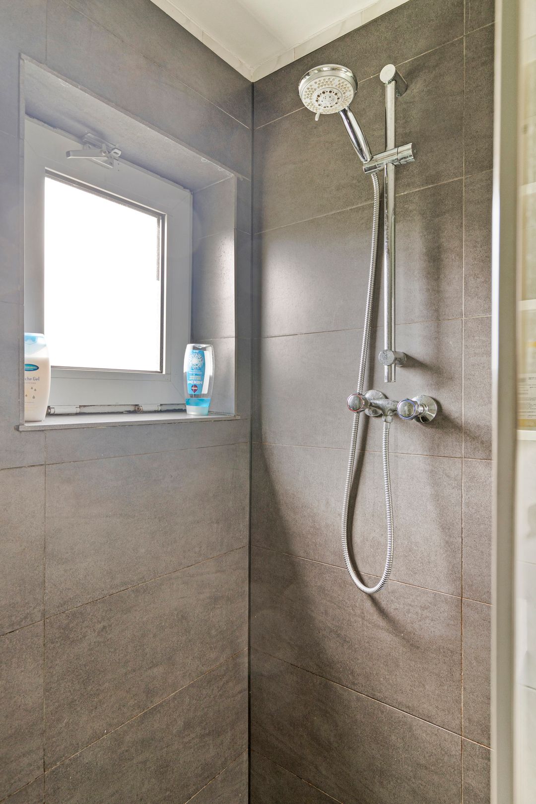 Photo 23 of Schiedamseweg Beneden 525-C