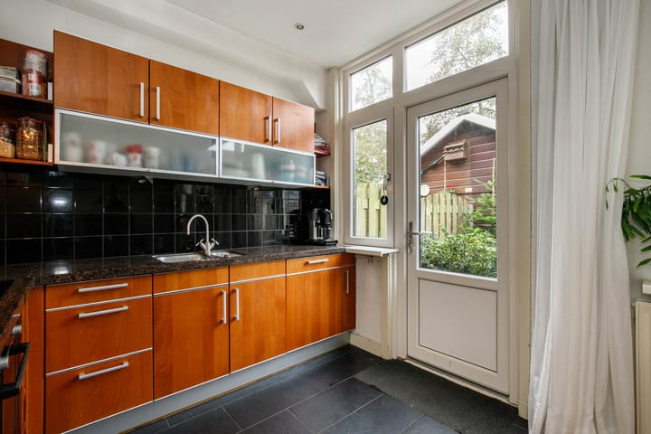 Foto 15 van Jan van Bloisstraat 13