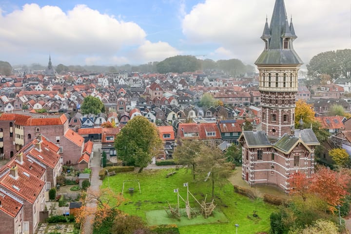 Foto 23 van Jan van Bloisstraat 13