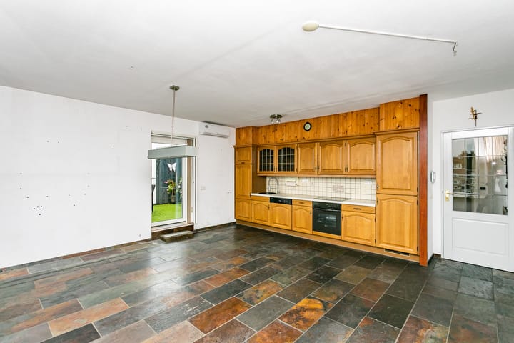 Foto 11 van Terbruggen 11-C