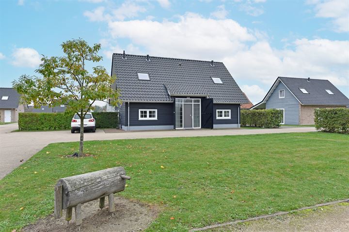 View photo 1 of Baanstpoldersedijk 4-426