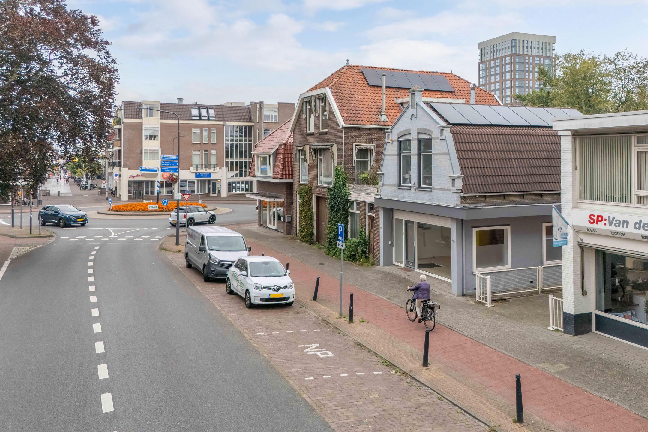 Foto 42 van Burgemeester Falkenaweg 15