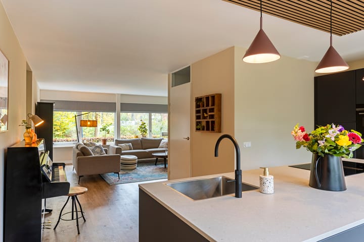 Photo 12 of Schiestraat 36