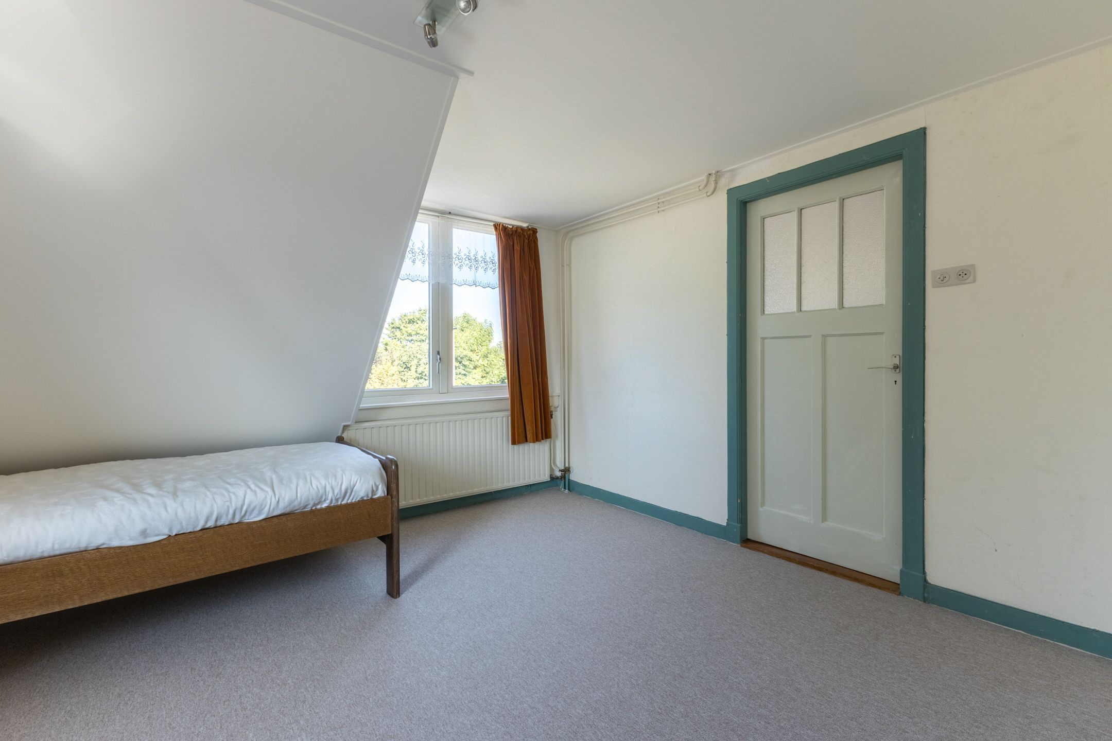 Photo 21 of Hofland 136