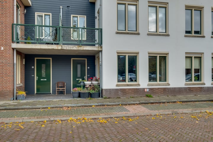 Bekijk foto 17 van Emmastraat 5-C