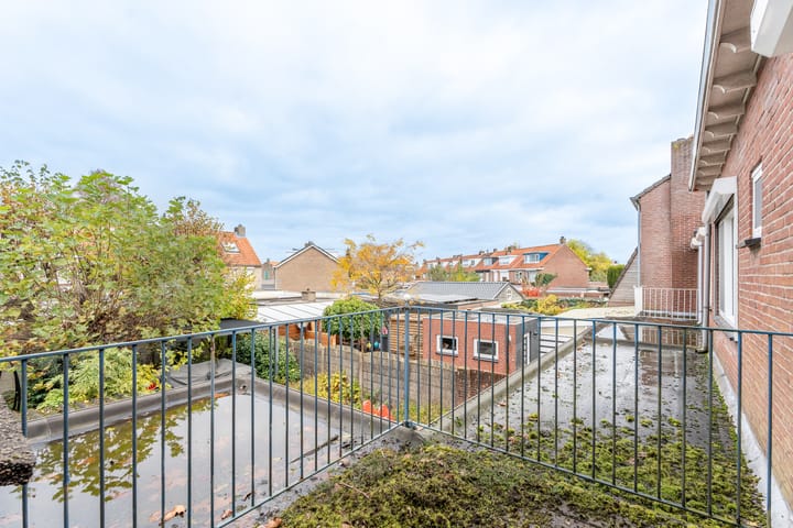 Foto 24 van Nassauplein 11