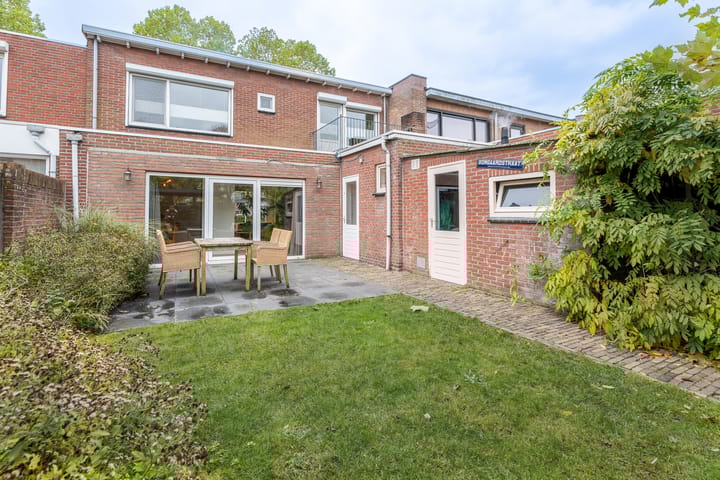 Foto 31 van Nassauplein 11