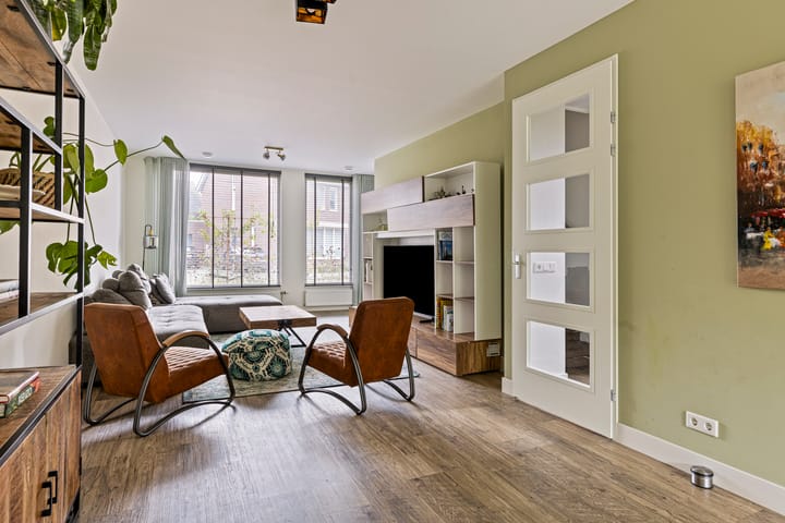 Foto 7 van Koolwitje 12