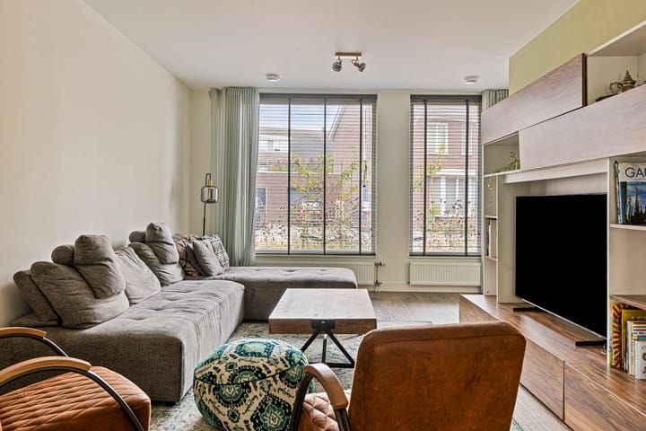 Foto 9 van Koolwitje 12