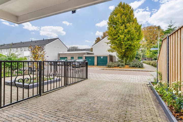 Photo 7 of Pater Bleijsstraat 33