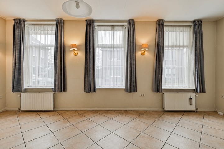 Foto 10 van Marktstraat 8