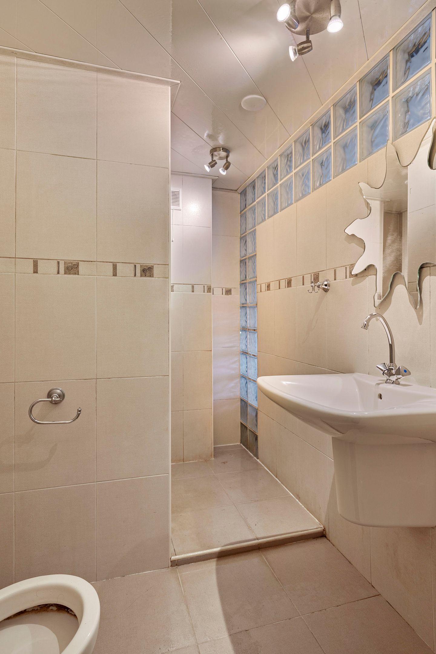 Foto 21 van Abel Tasmanstraat 72