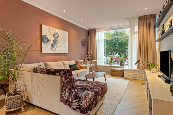 Photo 8 of Veerstraat 9