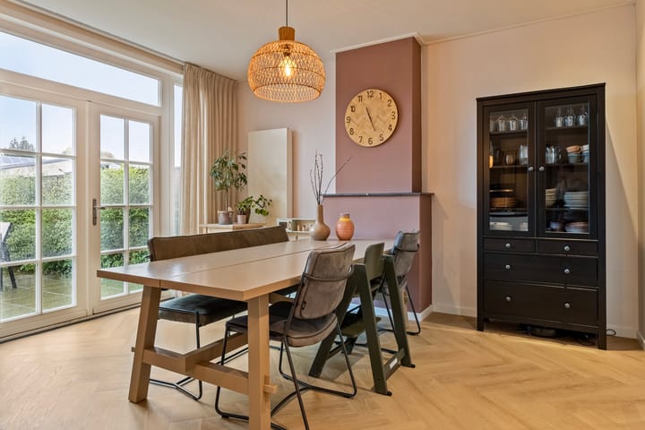 Photo 14 of Veerstraat 9