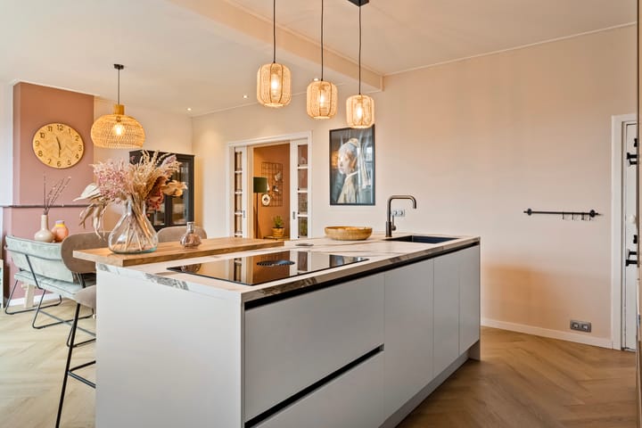 Photo 16 of Veerstraat 9