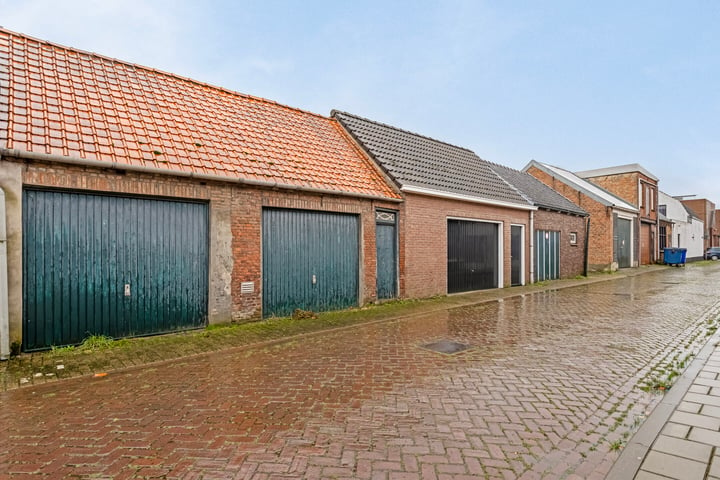 Bekijk foto 39 van Veerstraat 9