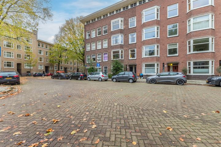 View photo 31 of Geuzenstraat 15-2