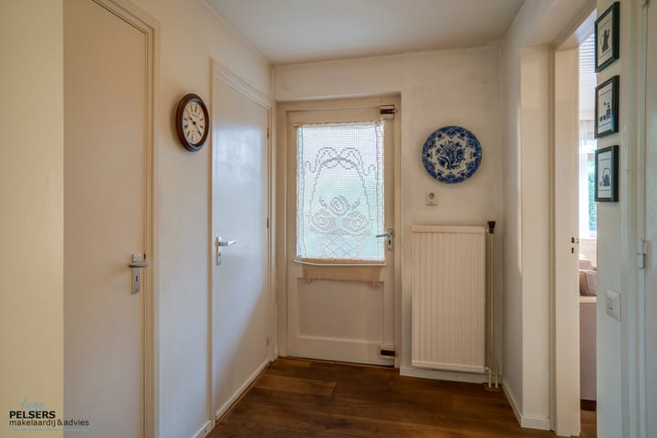 Foto 22 van Burgemeester Janssenstraat 28