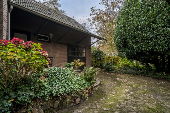 Foto 36 van Burgemeester Janssenstraat 28