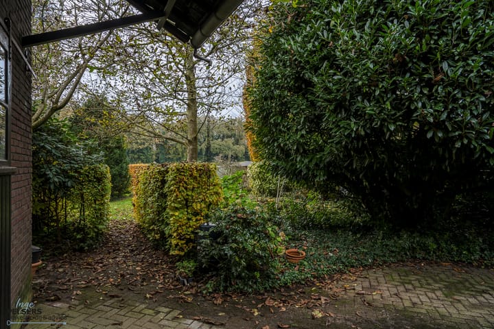 Foto 38 van Burgemeester Janssenstraat 28