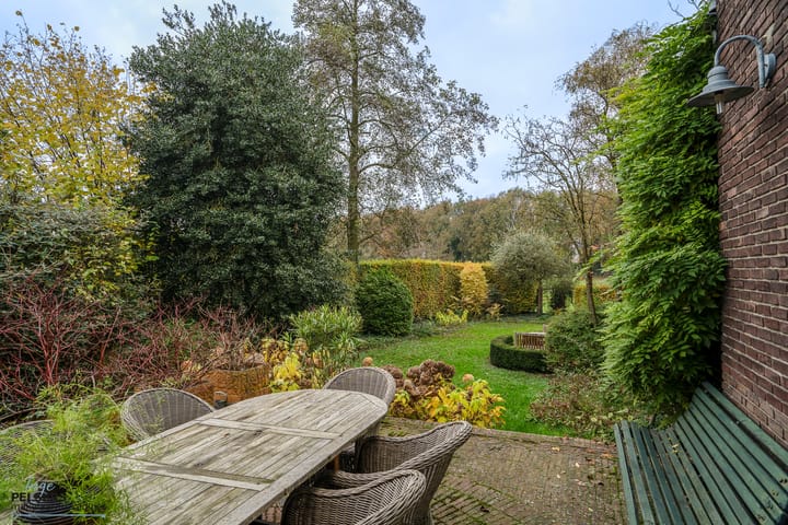 Foto 51 van Burgemeester Janssenstraat 28